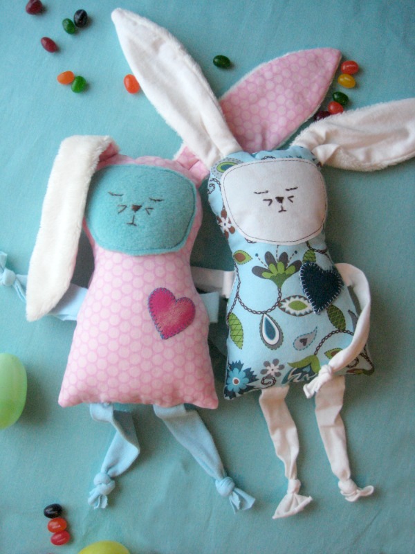 Download the floppy bunny pattern for free at The Sewing Loft #Freepattern #Bunny