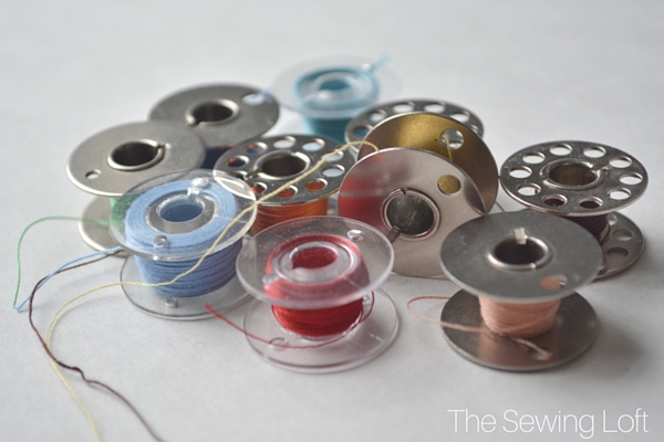 Sewing machine bobbins : Uses, thread used and How many you should have -  SewGuide