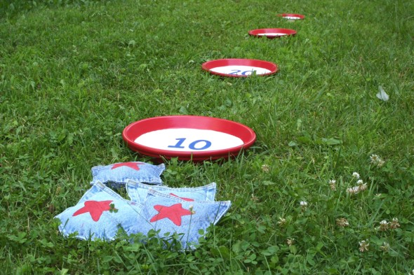Enjoy Independence day with these easy to make DIY party and home decor ideas. 