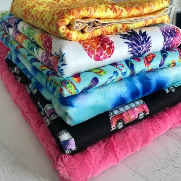 Look at how yummy this fabric stack of Good Vibes is. You can just feel how soft the fabric is and I just want to cuddle up under it. 
